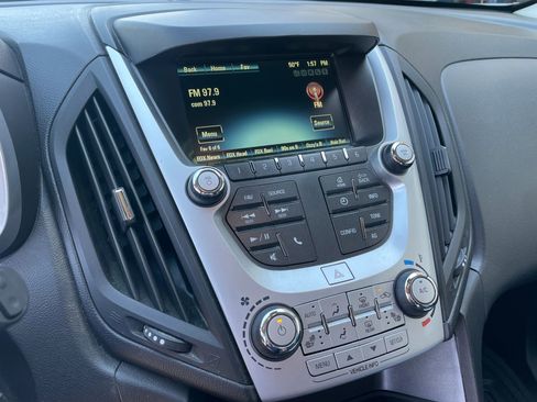 Used 2017 Chevrolet Equinox LT w/ Convenience Package image 23