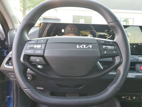 Used 2025 Kia K4 EX image 20