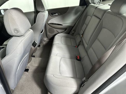 Used 2018 Chevrolet Malibu LT FWD image 25