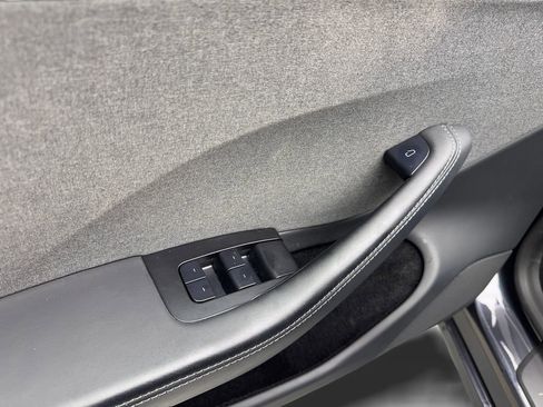 Used 2024 Tesla Model 3 Long Range RWD image 31