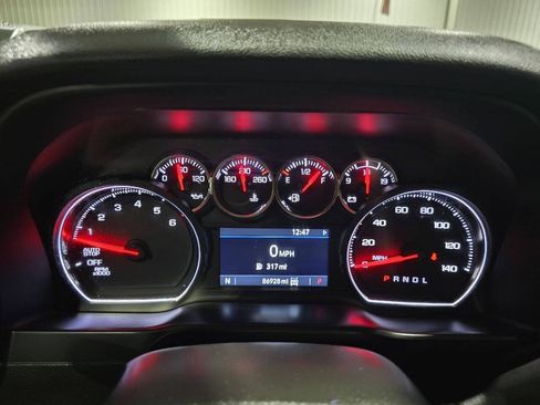 Used 2021 Chevrolet Silverado 1500 RST AWD/4WD image 44