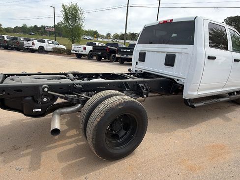 New 2026 RAM 3500 Tradesman w/ Chrome Appearance Group A AWD/4WD image 8