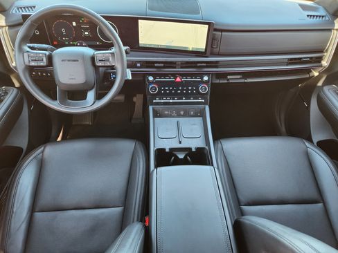 Used 2024 Hyundai Santa Fe Calligraphy image 28