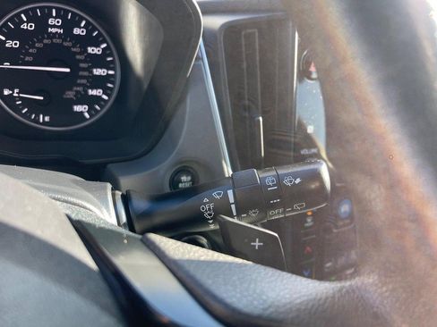 Used 2024 Subaru Crosstrek 2.0i Premium image 22