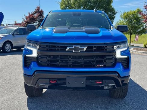 Used 2025 Chevrolet Silverado 1500 LT Trail Boss w/ Convenience Package II AWD/4WD image 8