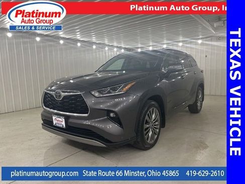 Used 2021 Toyota Highlander Platinum image 1