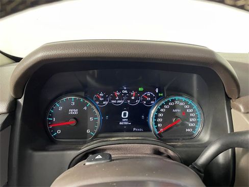 Used 2018 GMC Yukon Denali image 5