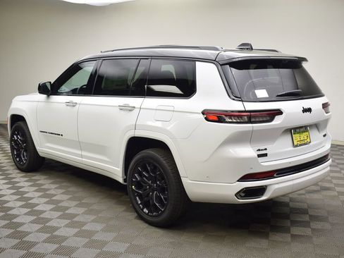 New 2025 Jeep Grand Cherokee L Summit image 12