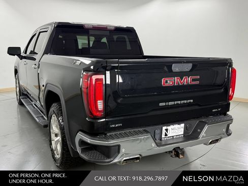 Used 2019 GMC Sierra 1500 SLT w/ SLT Premium Plus Package AWD/4WD image 8