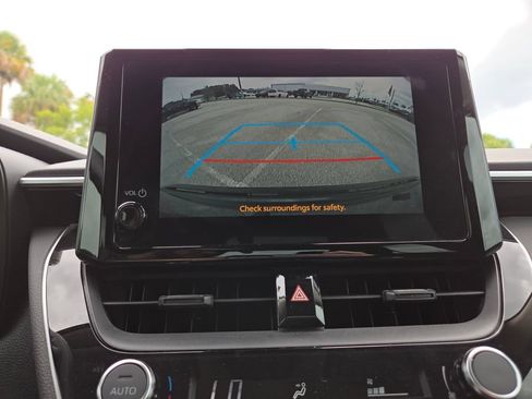 Used 2023 Toyota Corolla LE FWD image 35