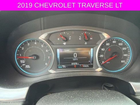 Used 2019 Chevrolet Traverse LT w/ LT Premium Package AWD/4WD image 4