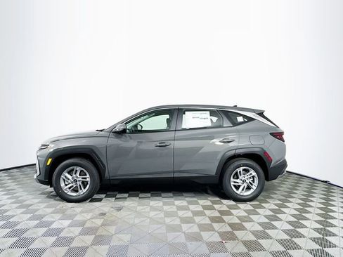 New 2026 Hyundai Tucson SE image 3