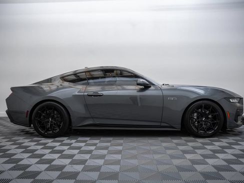Used 2024 Ford Mustang GT RWD image 4
