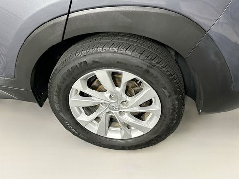 Used 2019 Hyundai Tucson SE image 11