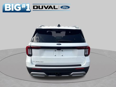 Used 2025 Ford Explorer Platinum RWD image 8
