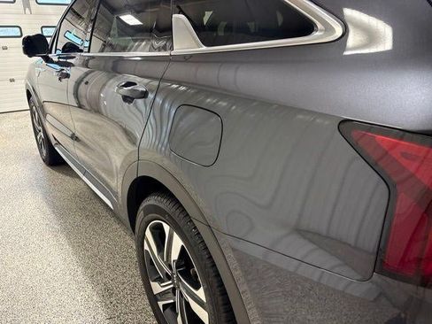 Used 2022 Kia Sorento SX Prestige w/ Panoramic Sunroof Package AWD/4WD image 11