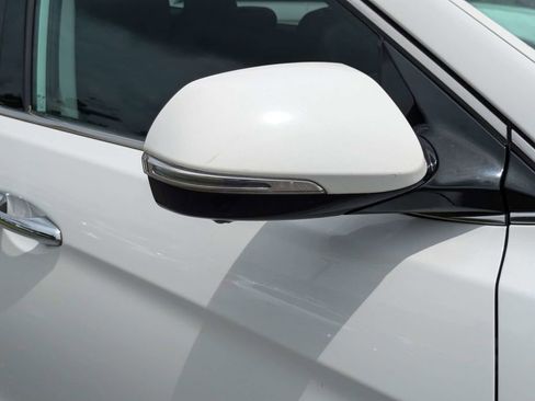 Used 2019 Hyundai Santa Fe XL FWD image 12