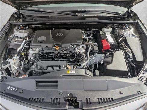 Used 2024 Toyota Camry SE image 20