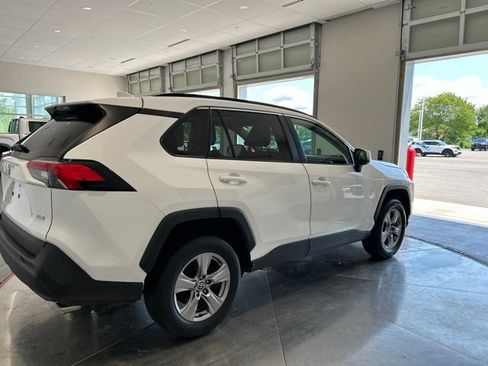 Used 2023 Toyota RAV4 XLE w/ Convenience Package FWD image 7