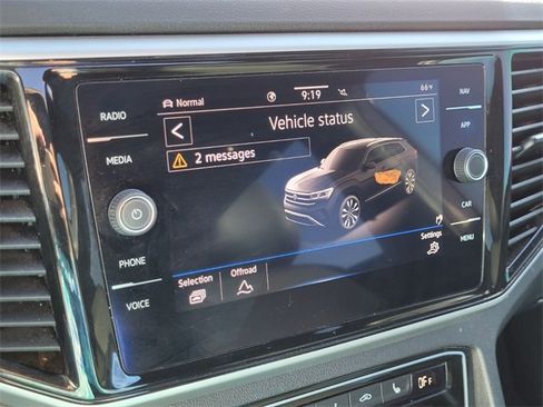 Used 2022 Volkswagen Atlas Cross Sport SEL R-Line image 18