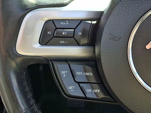 Used 2018 Ford Mustang GT Premium RWD image 23
