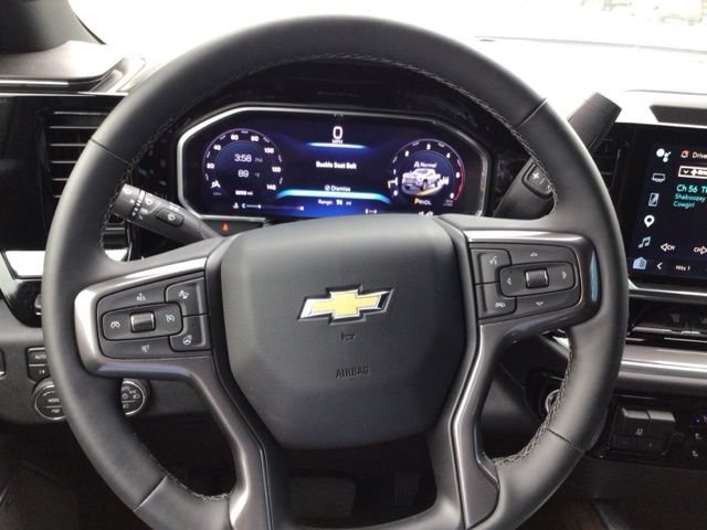 Used 2026 Chevrolet Silverado 3500 High Country w/ Technology Package AWD/4WD image 12
