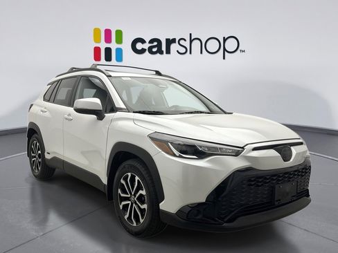 Used 2024 Toyota Corolla Cross AWD Hybrid w/ Moonroof Package image 7