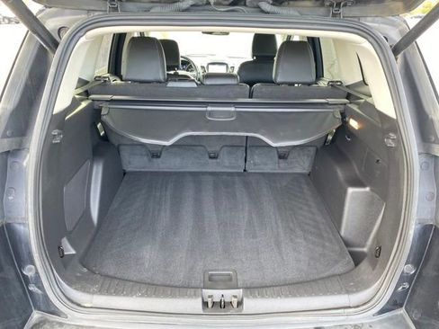 Used 2019 Ford Escape Titanium image 21