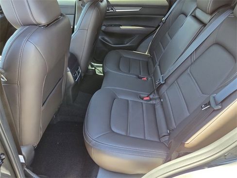 New 2025 MAZDA CX-5 Signature image 8