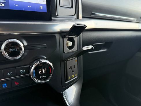 Used 2021 Ford F150 Lariat w/ Equipment Group 502A High AWD/4WD image 40