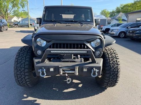 Used 2018 Jeep Wrangler Unlimited Sport AWD/4WD image 7