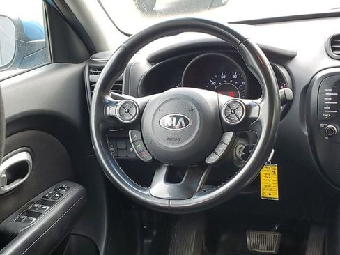 Used 2018 Kia Soul + FWD image 20