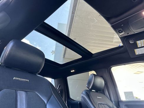 Certified 2019 Ford F150 Platinum w/ Equipment Group 701A Luxury image 16