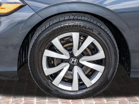 Used 2025 Honda Civic LX image 39