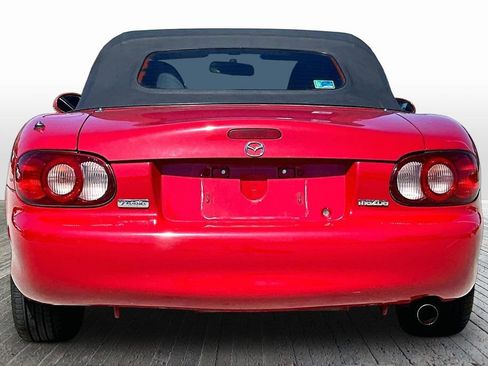 Used 2001 MAZDA MX-5 Miata RWD image 7