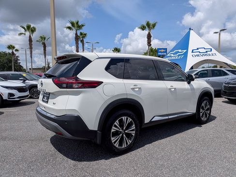 Used 2021 Nissan Rogue SV FWD image 24