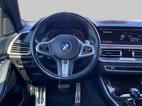Used 2019 BMW X5 xDrive50i w/ M Sport Package AWD/4WD image 5