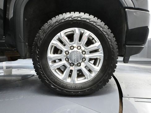Used 2023 GMC Sierra 2500 Denali w/ Denali Ultimate Package AWD/4WD image 18