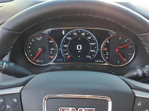 Used 2023 GMC Acadia Denali w/ Black Diamond Edition image 21