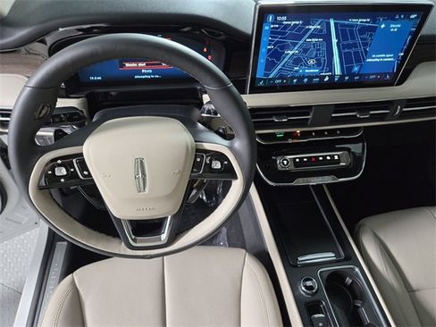 New 2026 Lincoln Corsair Grand Touring image 16