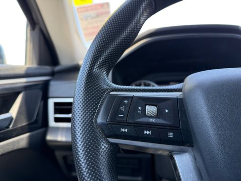 Used 2024 Mitsubishi Outlander ES FWD image 10