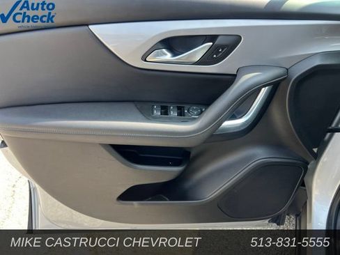 Used 2022 Chevrolet Blazer LT FWD image 9