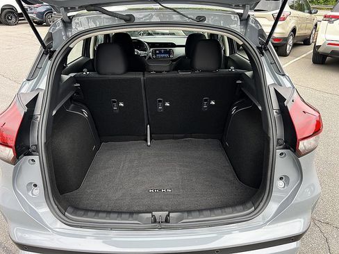 Certified 2024 Nissan Kicks SV FWD image 15