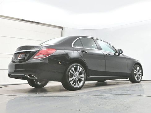 Used 2018 Mercedes-Benz C 300 4MATIC Sedan image 29