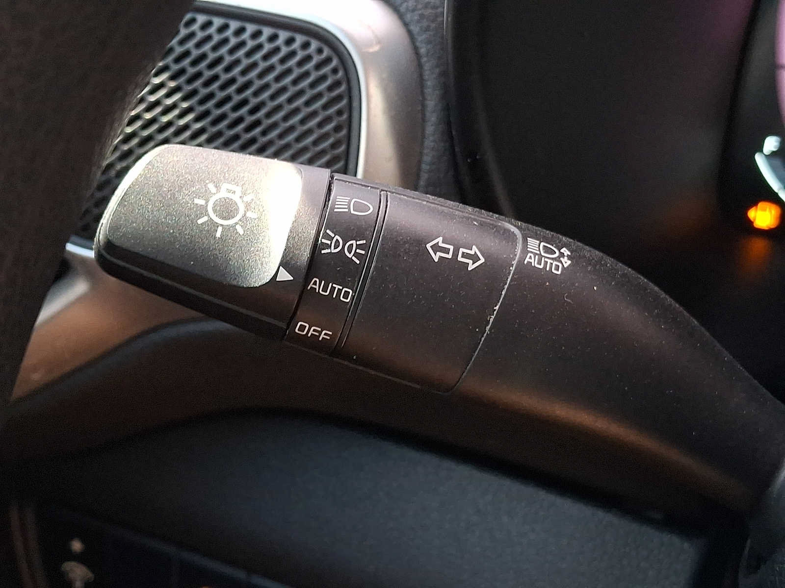 Used 2023 Kia Soul LX FWD image 21