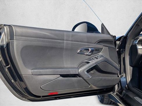 Used 2017 Porsche 911 Carrera image 13