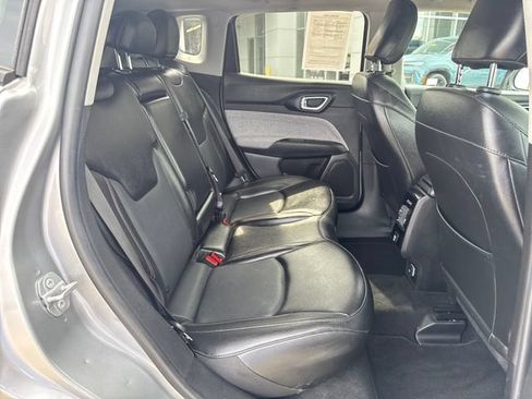 Used 2022 Jeep Compass Latitude AWD/4WD image 31