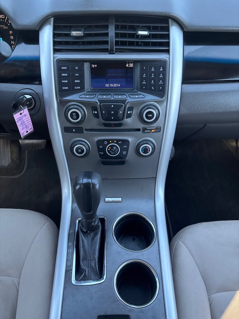 Used 2014 Ford Edge SE w/ Equipment Group 101A FWD image 16