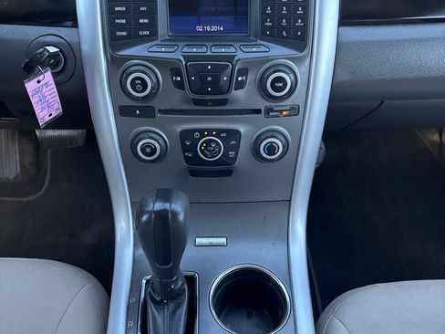 Used 2014 Ford Edge SE w/ Equipment Group 101A FWD image 16