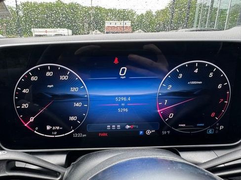 Used 2026 Mercedes-Benz GLC 300 4MATIC image 23